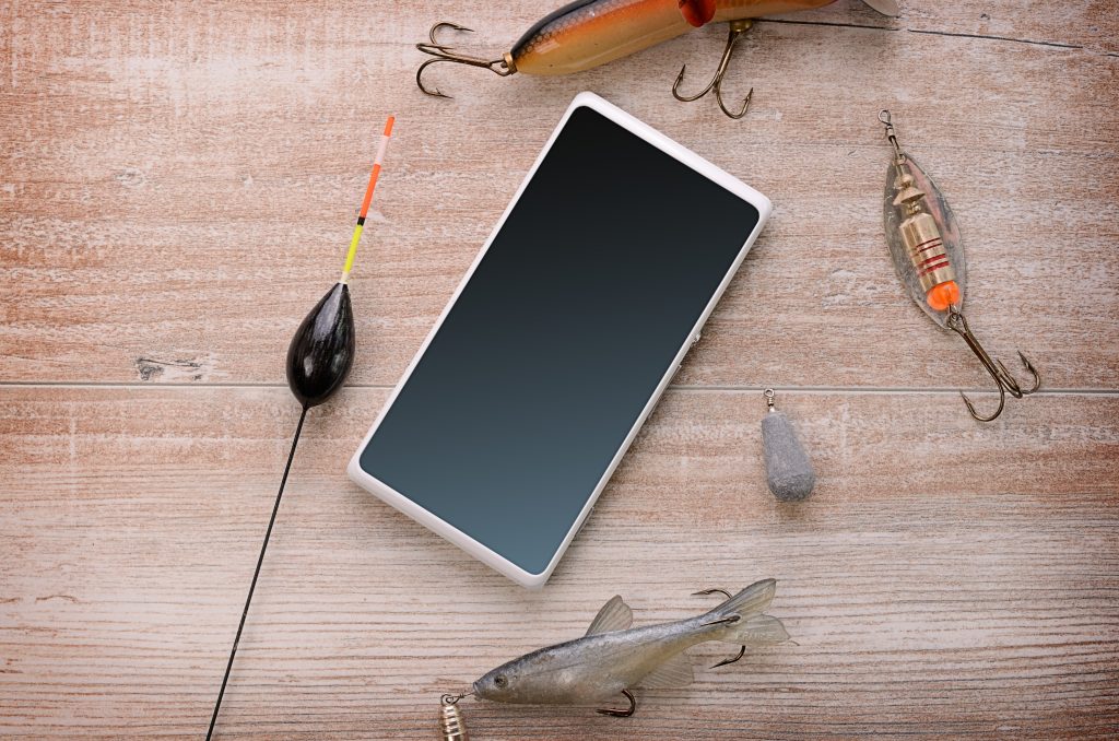 7 Fishing Apps Every Fisherman Needs on Their Phone