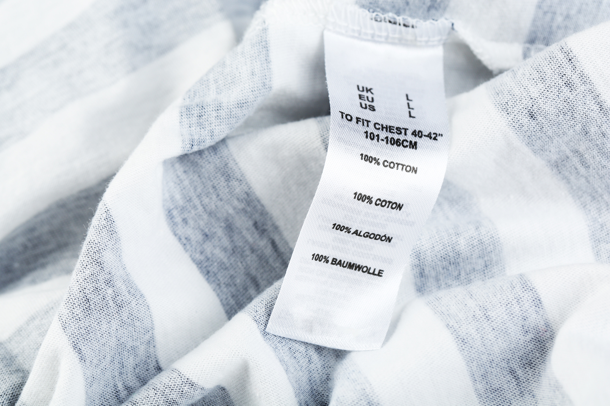 How To Design Eye-catching Clothing Labels